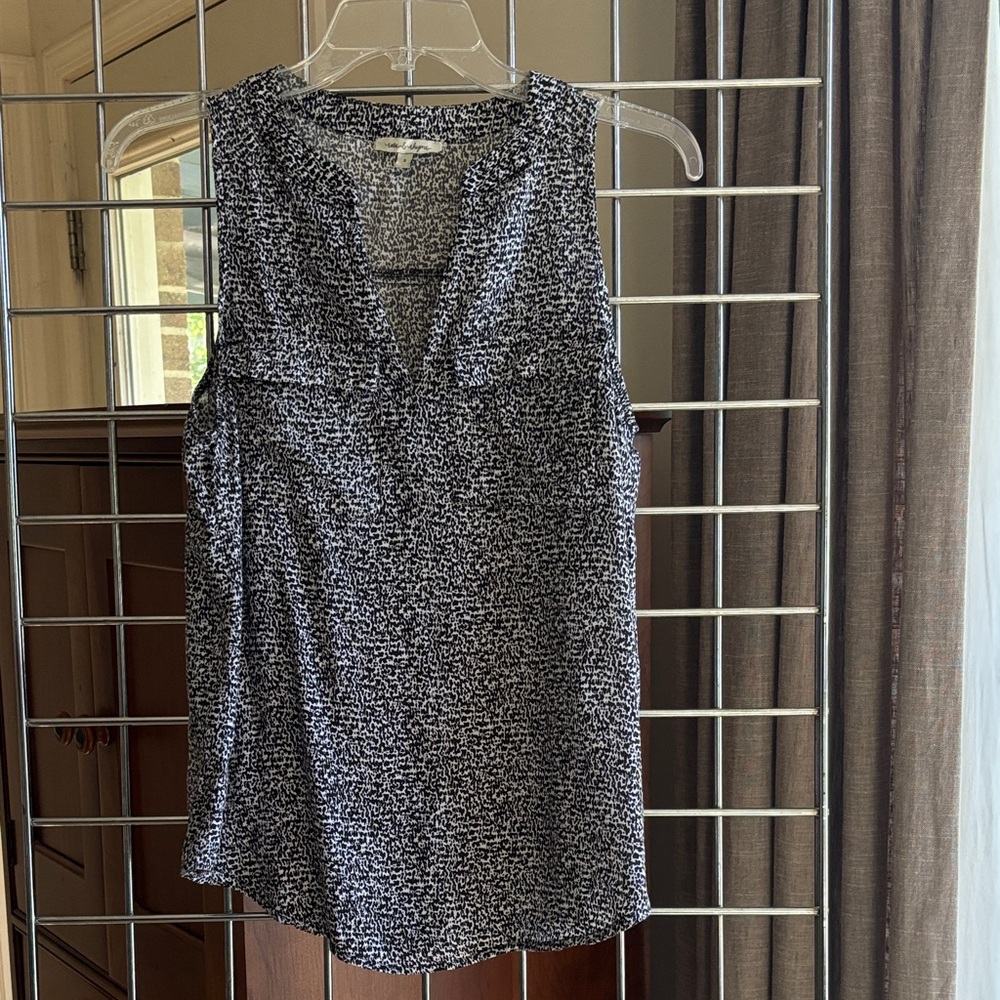 Rose & Rhyme Sleeveless Top